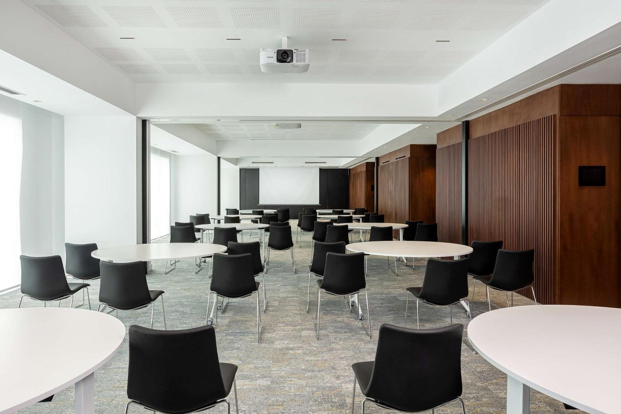 Radisson Hotel Tunis, City Center Extérieur photo